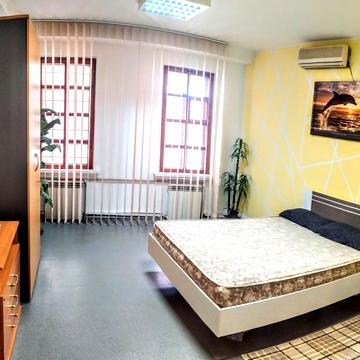 Михайла Грушевського вул. (Карла Лібкнехта)