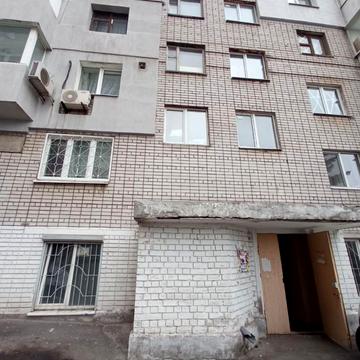 Олександра Поля просп. (Кірова), 22