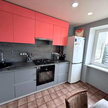 Євгена Чикаленка вул., 68б