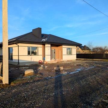 ПРОДАЖ! Американка! с.Тарасове, р-н вул. Квітневої . Євроремонт.