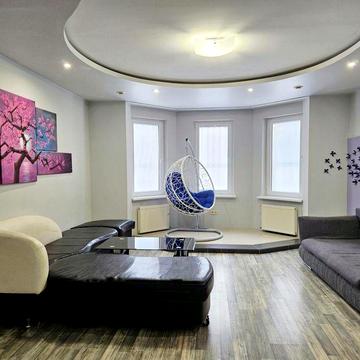 Продаж 3 кімнатної квартири з ремонтом. Сихів. Вигідна ціна.