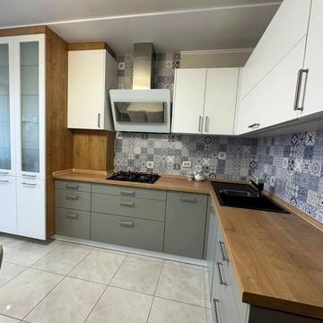 Академіка Шалімова вул., 63-А