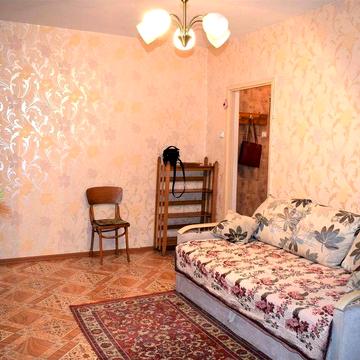 Хороша однокімнатна квартира на Героїв Дніпра