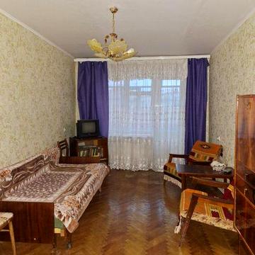 Продаю 2 кімнатну квартиру вул. Франка