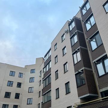 Центральна вул. (Мічуріна), 2а