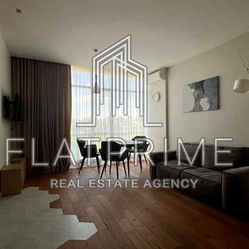 Деміївська вул., 33