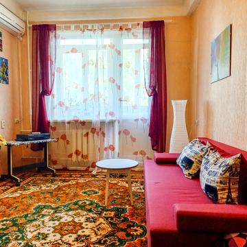 Волинська вул., 8