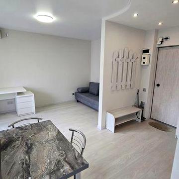 Оренда 1 кімнатна- студія центр Садова