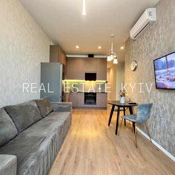 Жилянська вул., 68