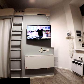 Павла Грабовського вул., 5