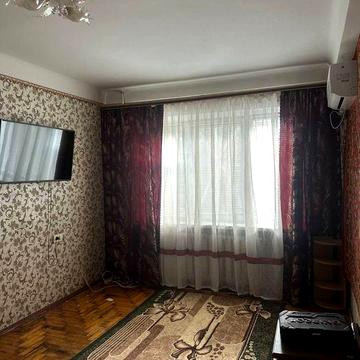 2-к кімнатна на Історичній | 3-й поверх | Балкон | Кондиціонери | Торг