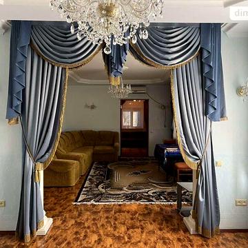 Продаж 6к Дім Раїси Кириченко вулиця