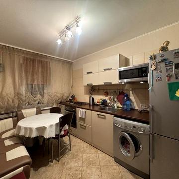 Продам 1к. квартиру на Троєщині, по вул. Будищанська, 6-А.