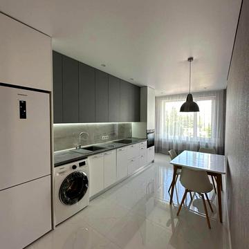 Академіка Заболотного вул., 1-А