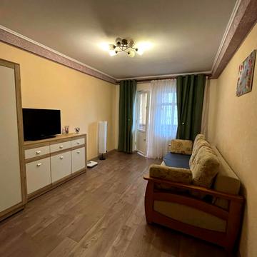 Володимира Івасюка просп. (Героїв Сталінграду), 7-А