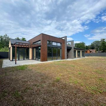 Садова вул.