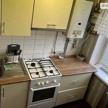 Довгострокова оренда 2к Квартира Андрія Первозванного вулиця