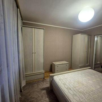 Продам 3 кімнатну квартиру/на  Бальзака Троєщина/