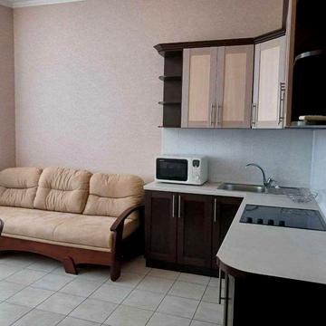 Оренда великої 1 кімнатної квартири 51м2 в Ірпені, власне паркомісце !