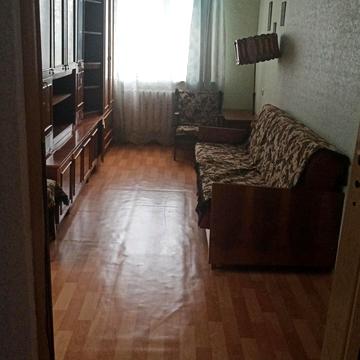 Металургів вул., 9