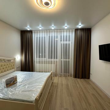 Князя Святослава пл., 5