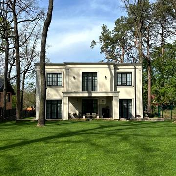 Лісова вул.