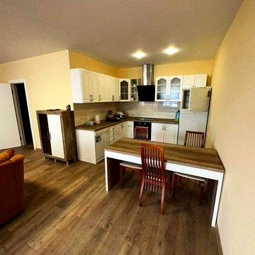 Сдам шикарную 2к квартиру  65 м2 центр ЖК Баку р-н Озерка