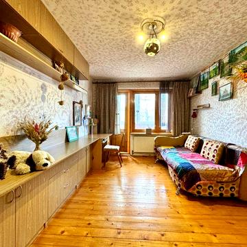 Продаж 3 кімнатної квартири з індивідуальним опаленням