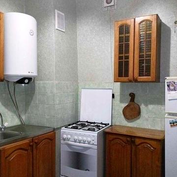 Здам в оренду обладнану всім необхідним 1-кімн квартиру в центрі.