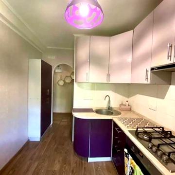 Здам 2К кв, вул. Ушинського, Караваєві Дачі, метро Вокзальна!