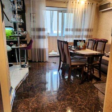 Продается 3-ех комнатная квартира в Центре