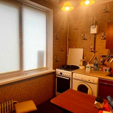 Продам  отличную 1 ком квартиру , Салтовка 602 м-р, метро Студенческая