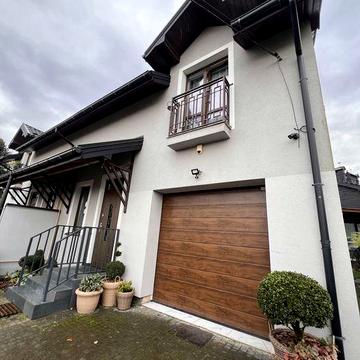 Продаж котеджу у Львові вул. Рудакі(р-н вул. Пасічна)