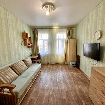 Продаж 2-к квартири на землі з власним двориком