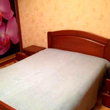 СДАМ 1 комнатную квартиру Литературная 12а