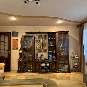 Зіньківська вул., 36