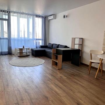 Під Голоском вул., 24