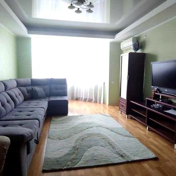 2к квартира + гараж. Будинок у парку «Веселка» напроти Файна Таун