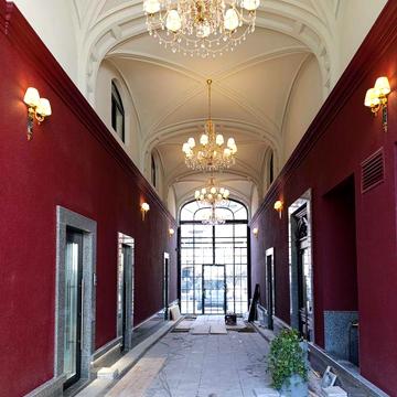 4х ком. 142м.кв. в новом супер доме бизнес класса  в центре.