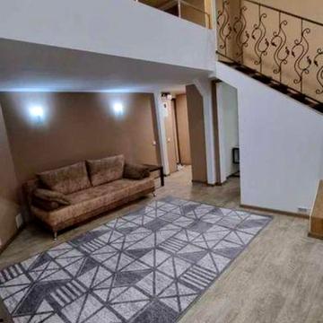 Сдам 2х уровневую квартиру на Степана Бандеры (Шмидта), 9