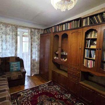 Терміново! 2 кімнатна в зеленому районі Місячний пров. / Сегедська