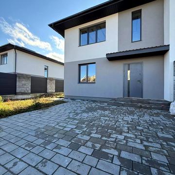 Монастирська