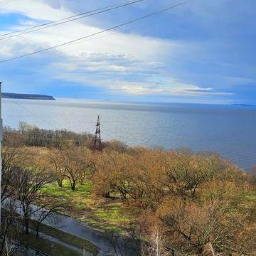 Квартира 3 кімнати з панорамним видом на річку