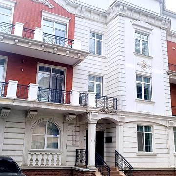 Провулок Львівський, 1А