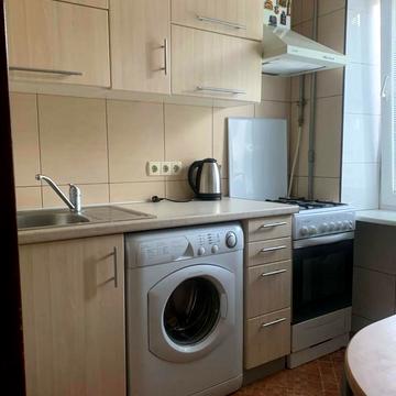 Вереснева, 5