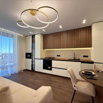 Юліана Пелеша вул., 3