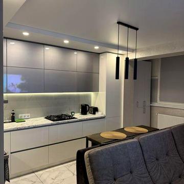 Продаж 2х кімнатна +кухня студія на Парковій Алеї ЖК Паркова алея