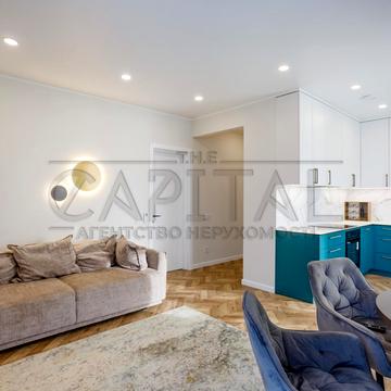 Предславинська вул., 42