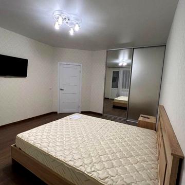 Старокостянтинівське шосе, 5/3-Е