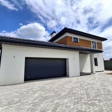 Кільцева вул.